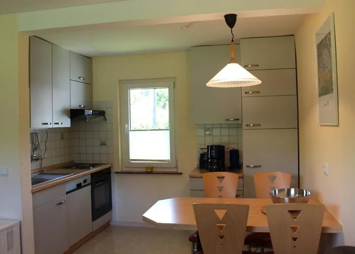 Апартаменты Ferienhaeuser Mittelhof Бад-Берлебург